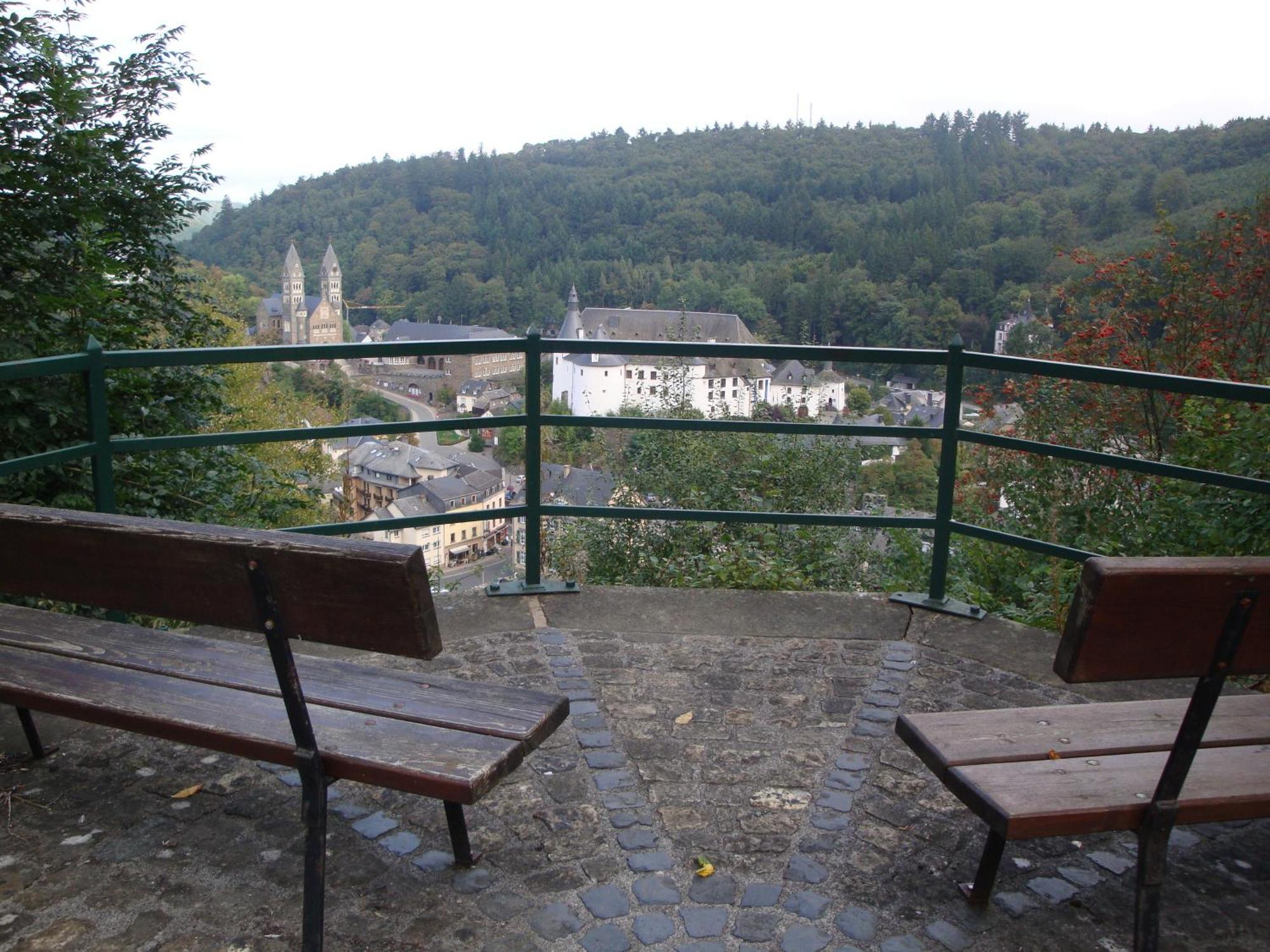 Hotel Du Commerce - Restaurant La Table De Clervaux Exterior photo